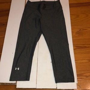 Under Armor NEW gray leggings